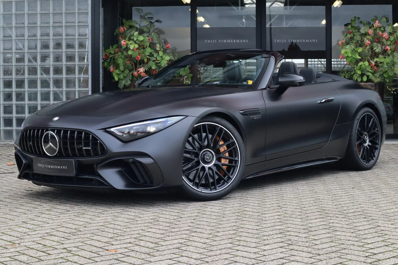 Mercedes-Benz 0 (2024) — foto 1