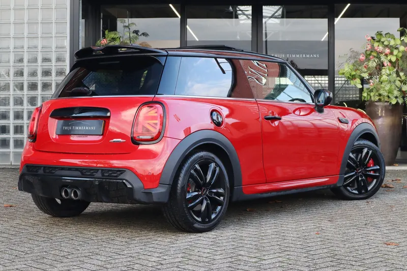 MINI 0 (2024)