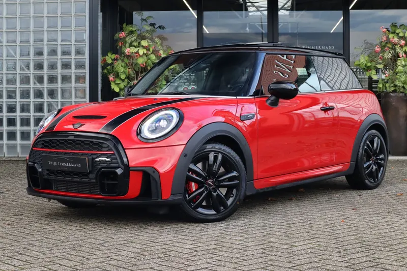 MINI 0 (2024)
