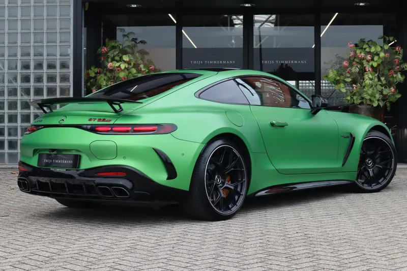 Mercedes-Benz AMG GT (2025)
