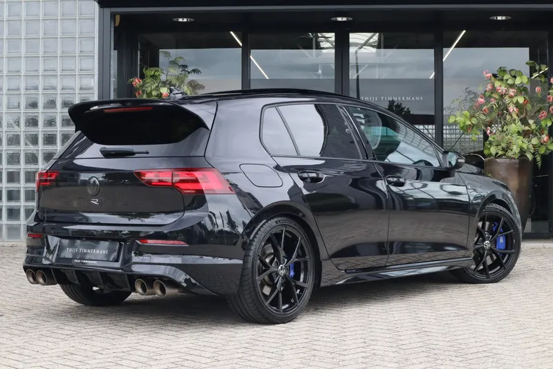 Volkswagen Golf (2023)