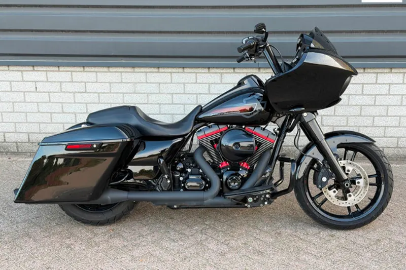 Harley-Davidson Road Glide (2016)