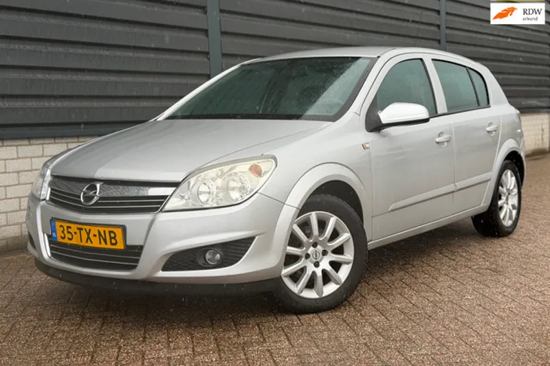 Opel Astra (2007)