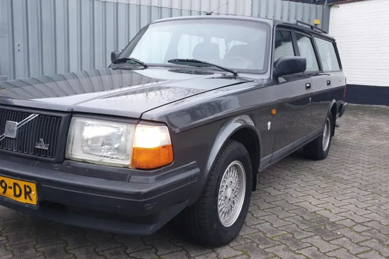 Volvo 240 (1991)
