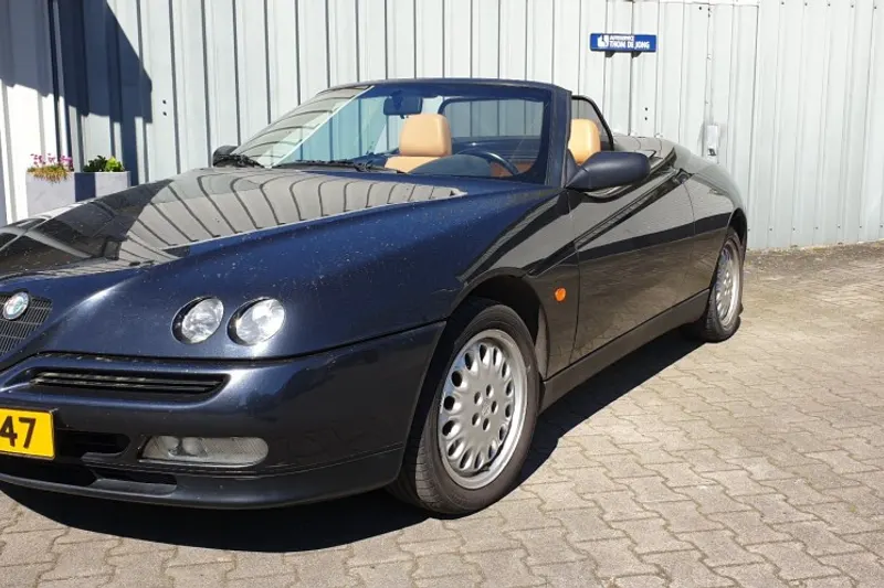 Alfa Romeo Spider (1998)