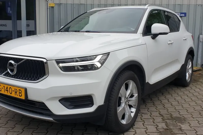 Volvo XC40 (2019)