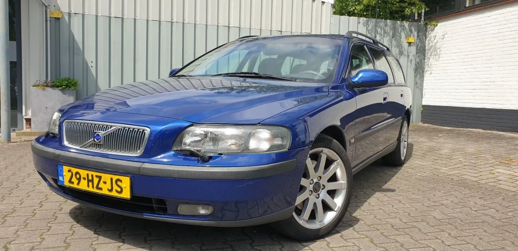Volvo V70 (2002) — foto 1