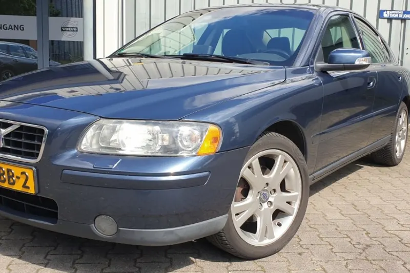 Volvo S60 (2008)