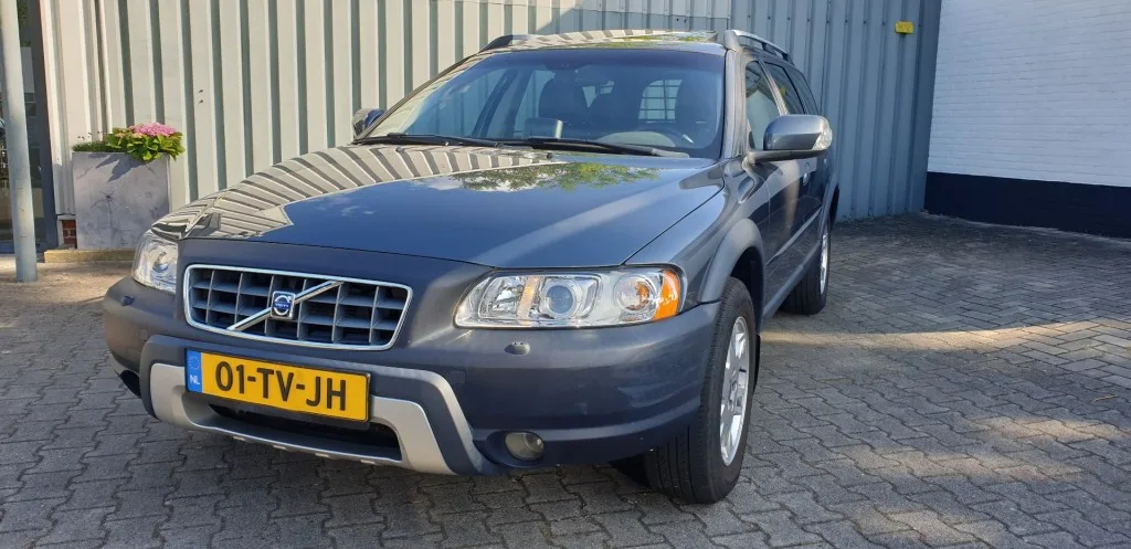 Volvo XC70 (2007) — foto 1