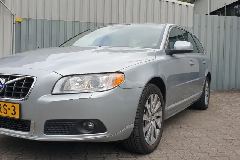 Volvo V70 (2011)