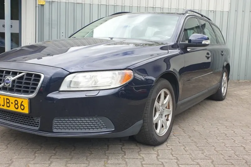 Volvo V70 (2008)