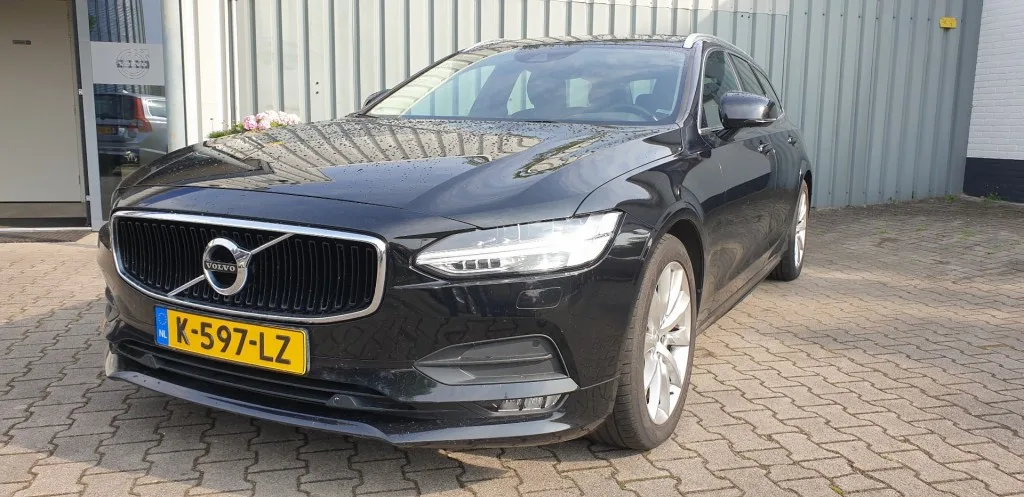 Volvo V90 (2018) — foto 1