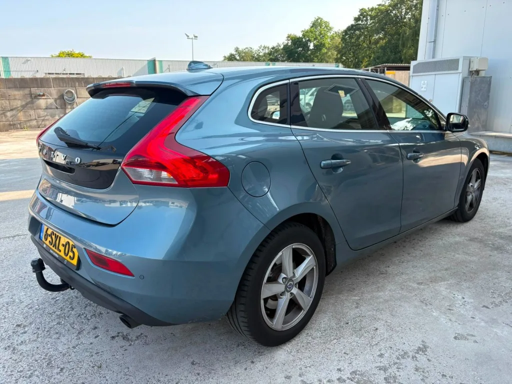 Volvo V40 (2013) — foto 1