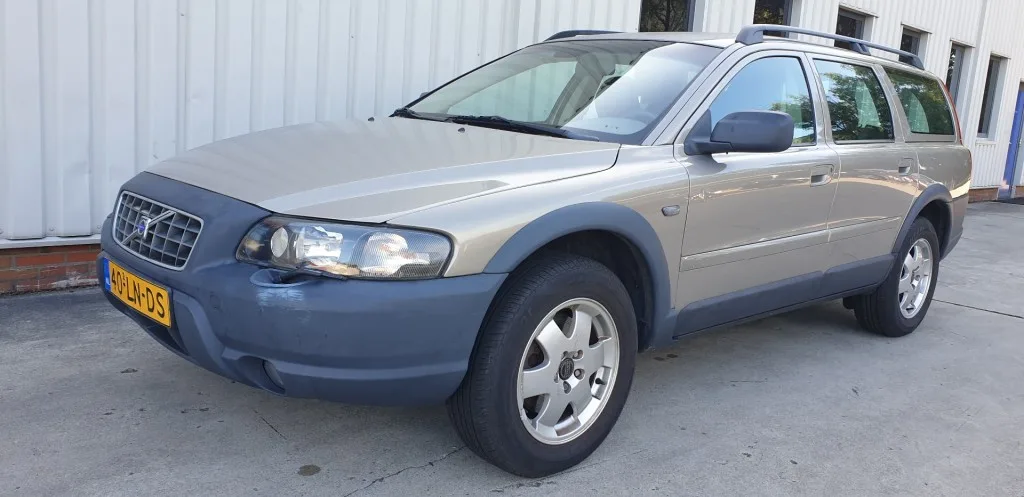 Volvo XC70 (2003) — foto 1
