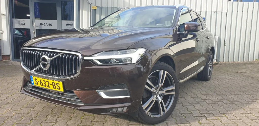 Volvo XC60 (2017) — foto 1