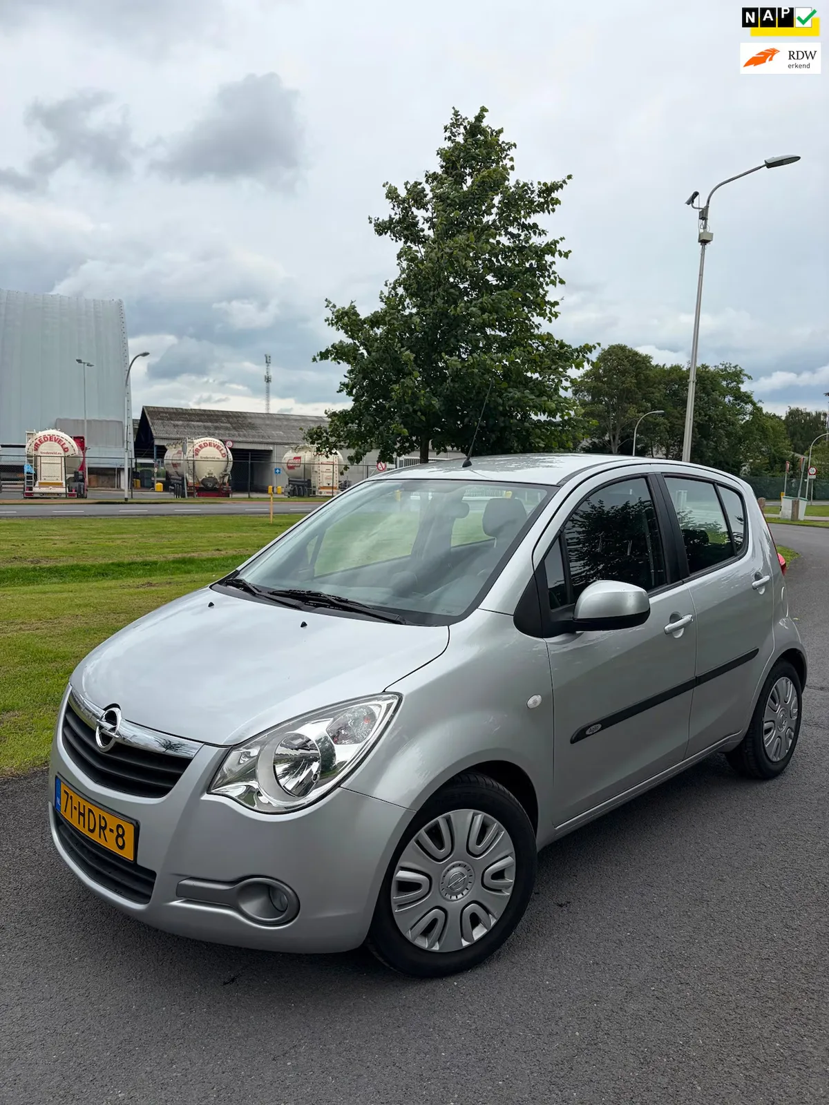 Opel Agila (2008) — foto 1