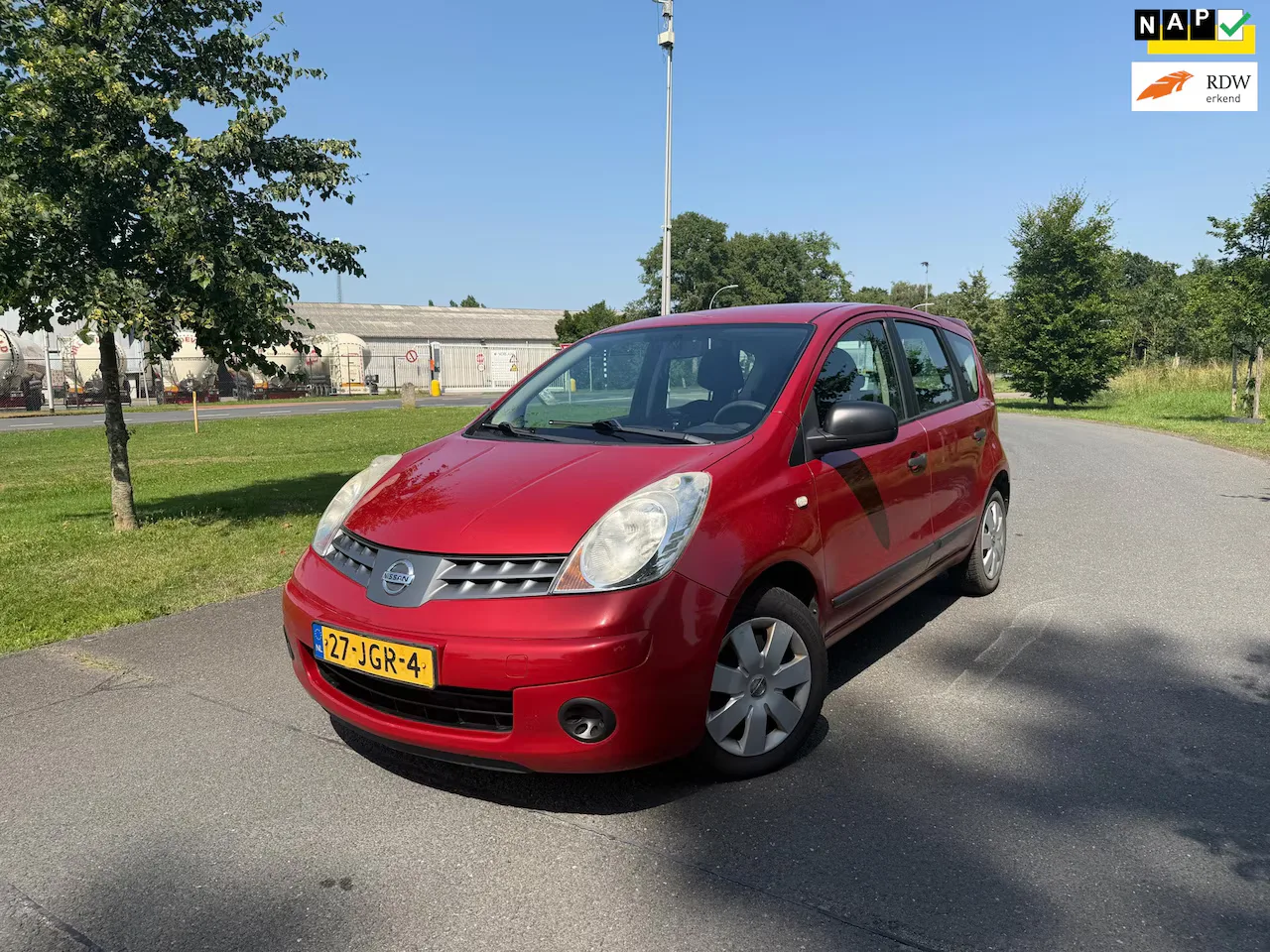 Nissan Note (2009) — foto 1