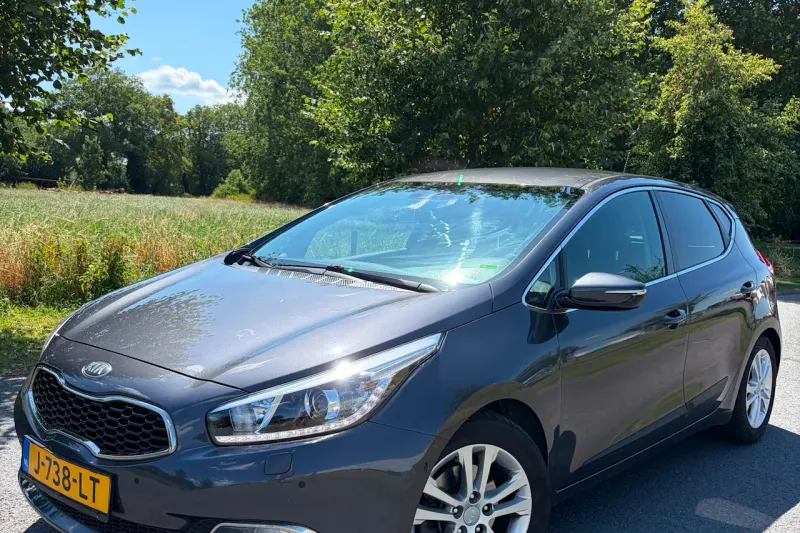 Kia Cee'd (2013)