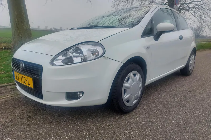 Fiat Grande Punto (2009)