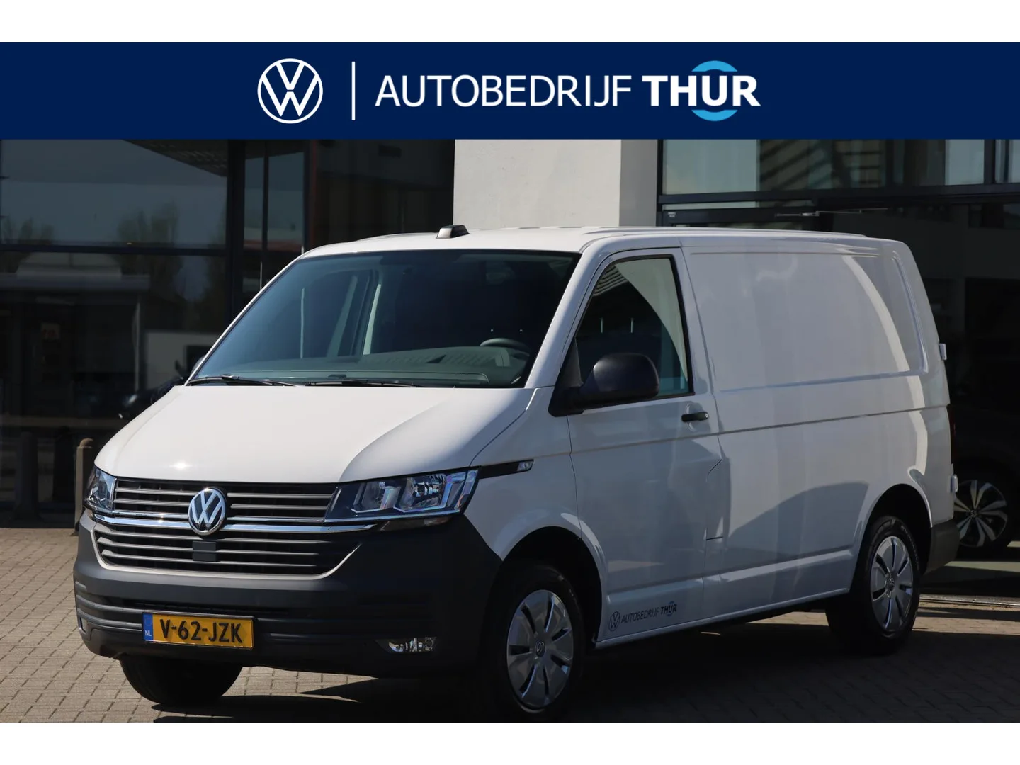 Volkswagen Transporter (2024) — foto 1