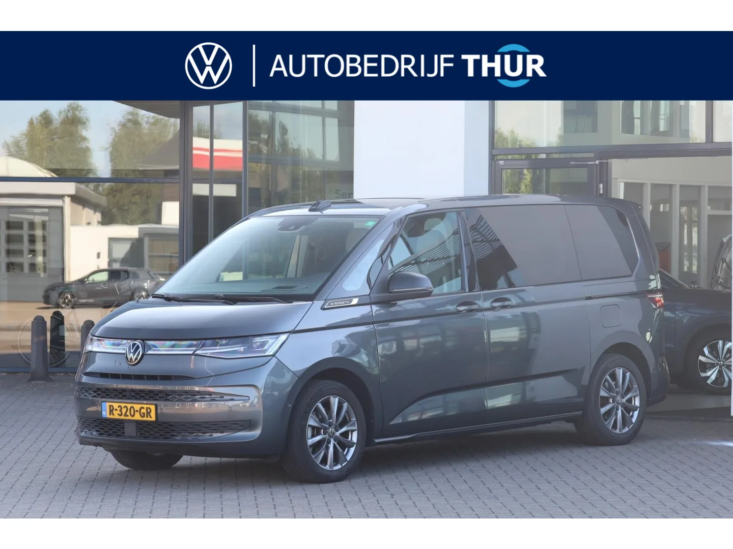 Volkswagen Multivan (2022) — foto 1