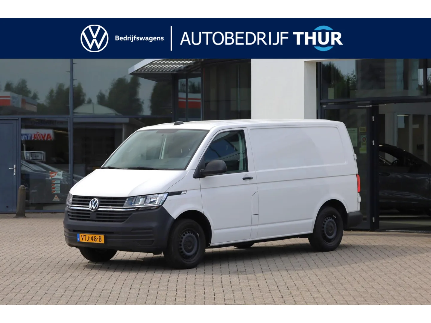 Volkswagen Transporter (2023) — foto 1