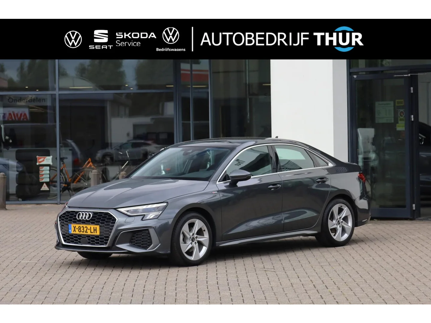 Audi A3 (2024) — foto 1