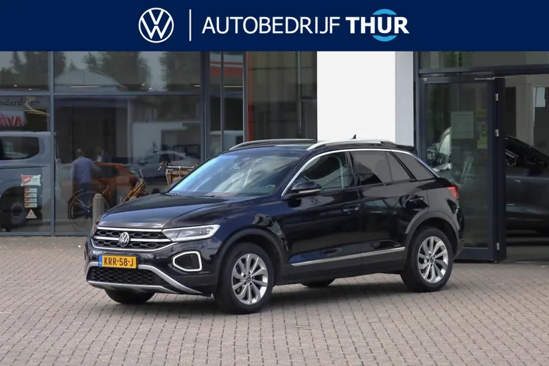 Volkswagen T-Roc (2023)