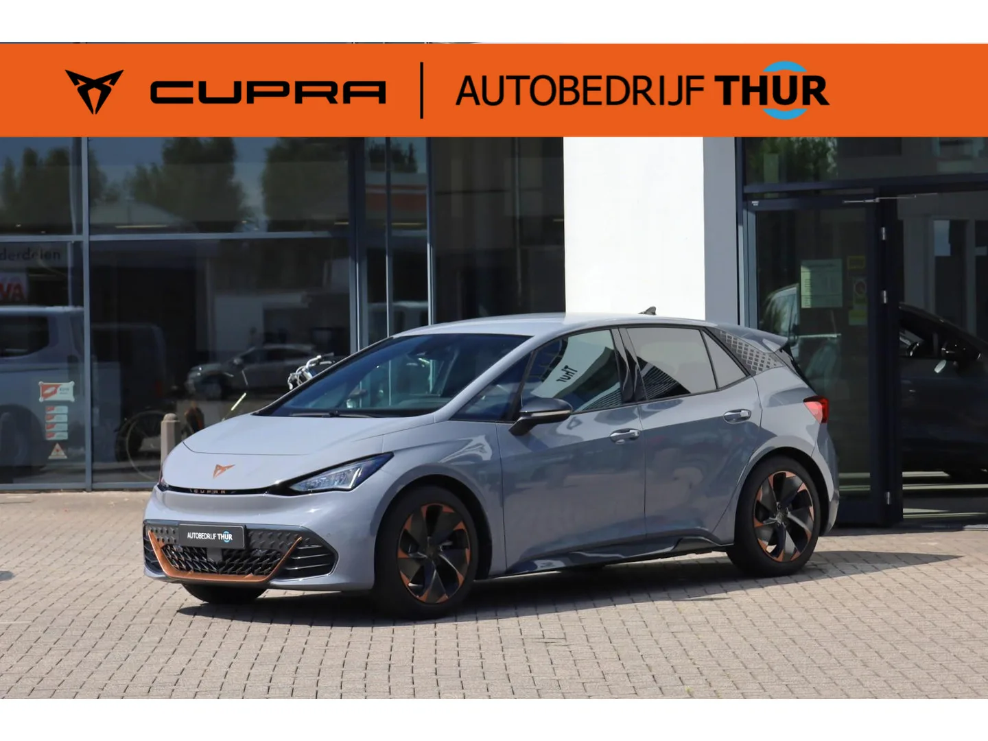 CUPRA Born (2024) — foto 1