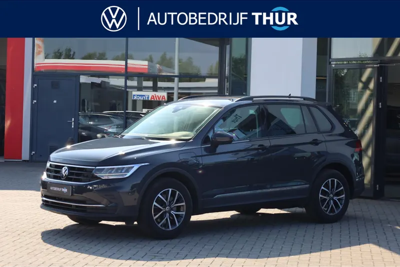 Volkswagen Tiguan (2022)
