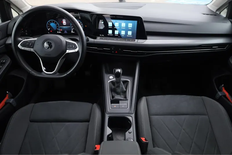Volkswagen Golf (2021)