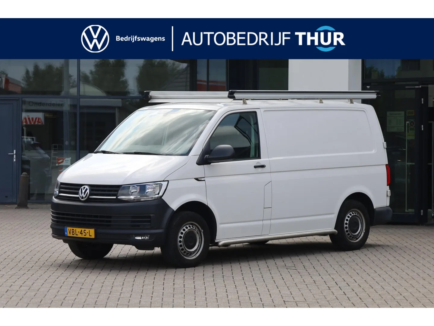 Volkswagen Transporter (2019) — foto 1
