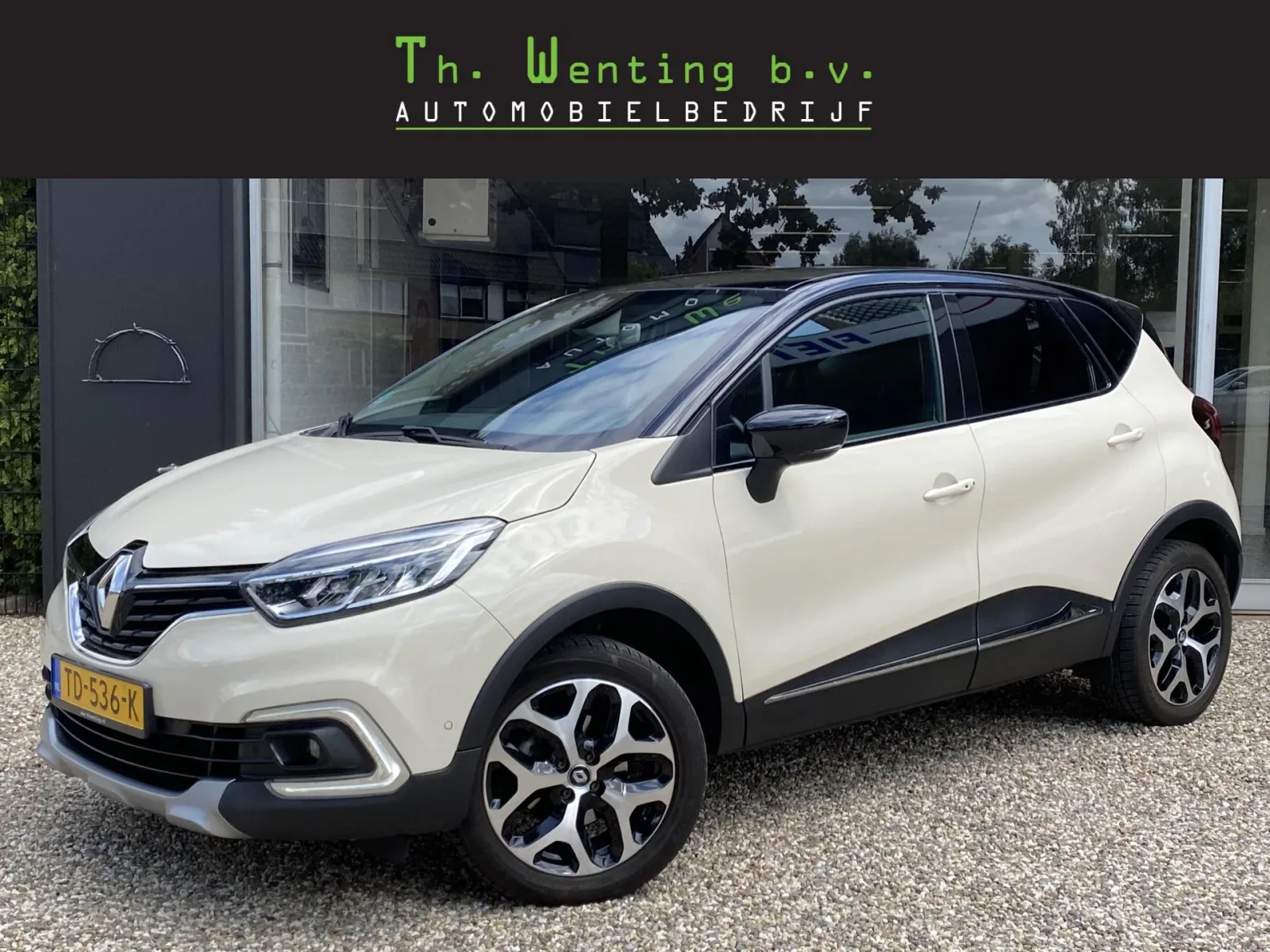 Renault Captur (2018) — foto 1