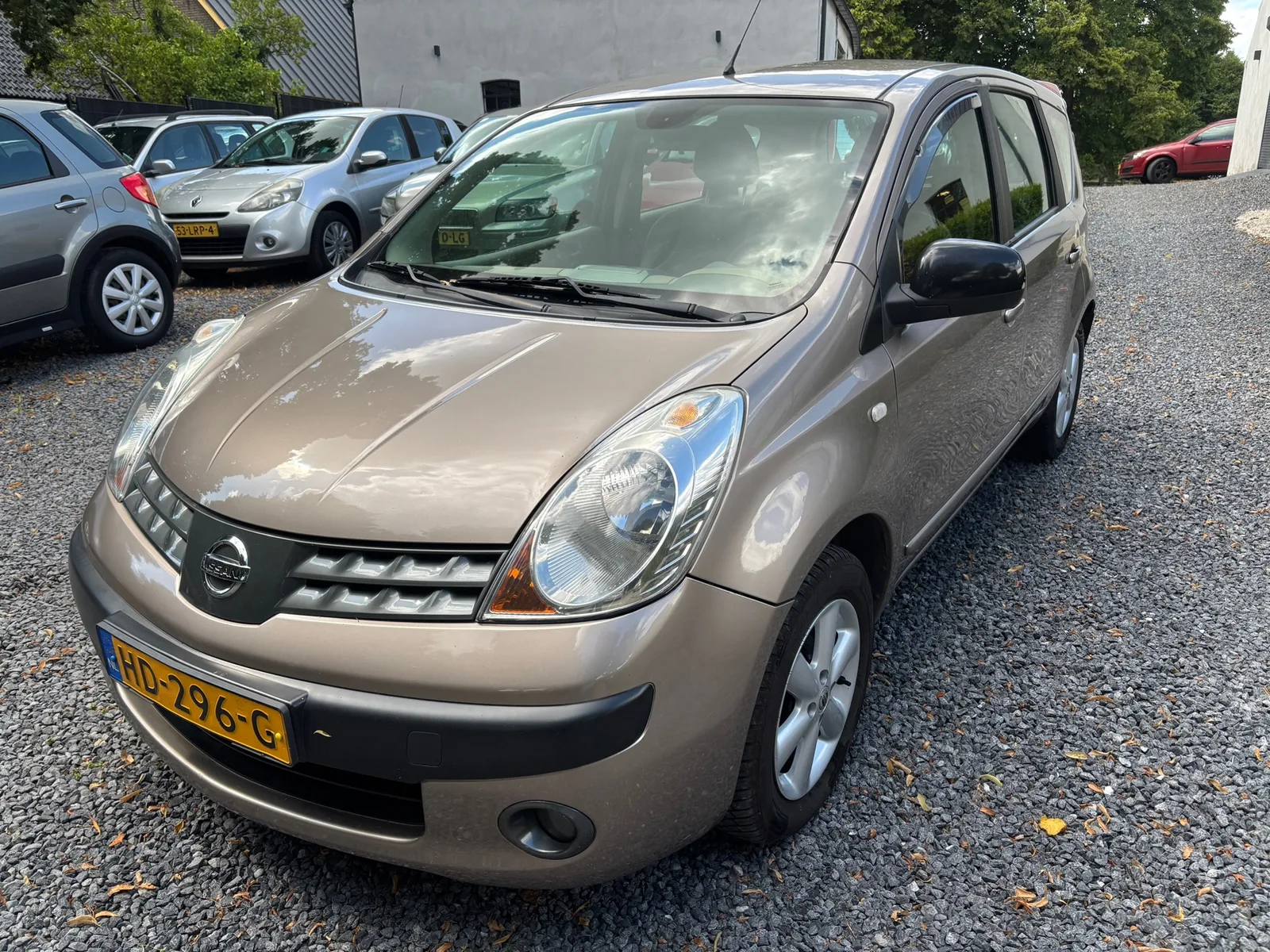 Nissan Note (2007) — foto 1