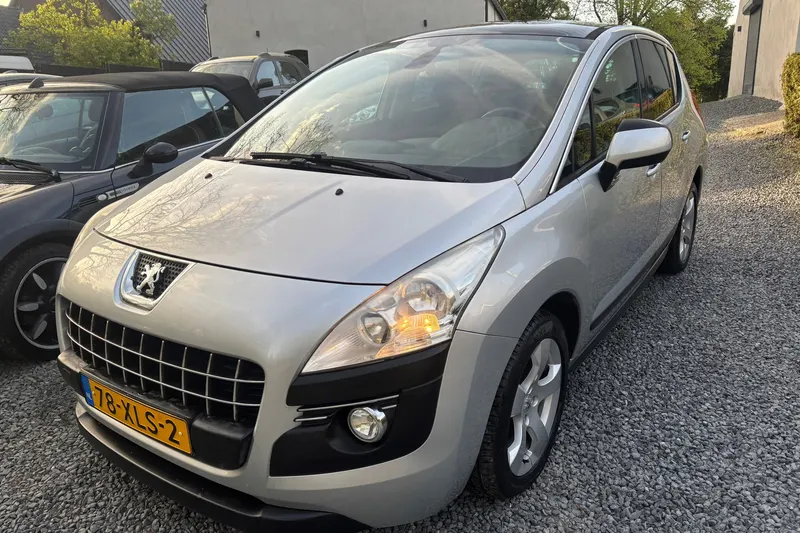 Peugeot 3008 (2012)