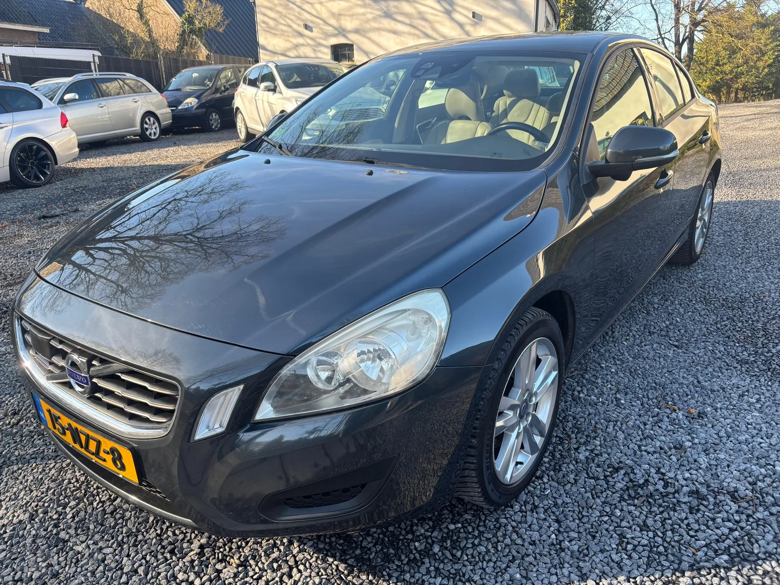 Volvo S60 (2011) — foto 1