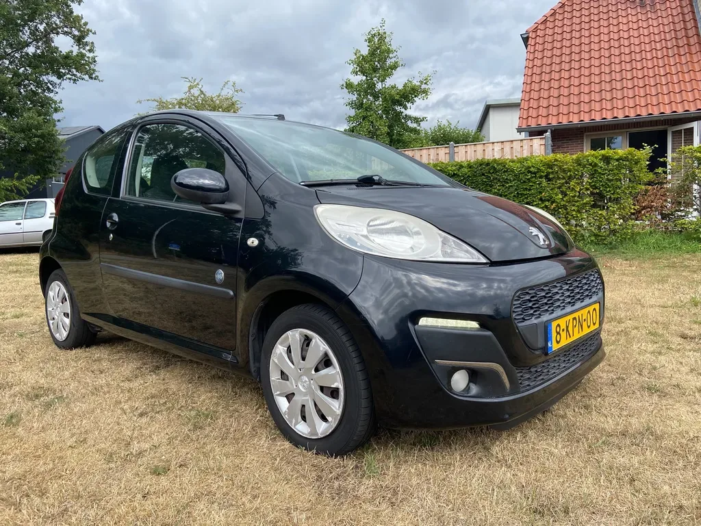 Peugeot 107 (2013) — foto 1