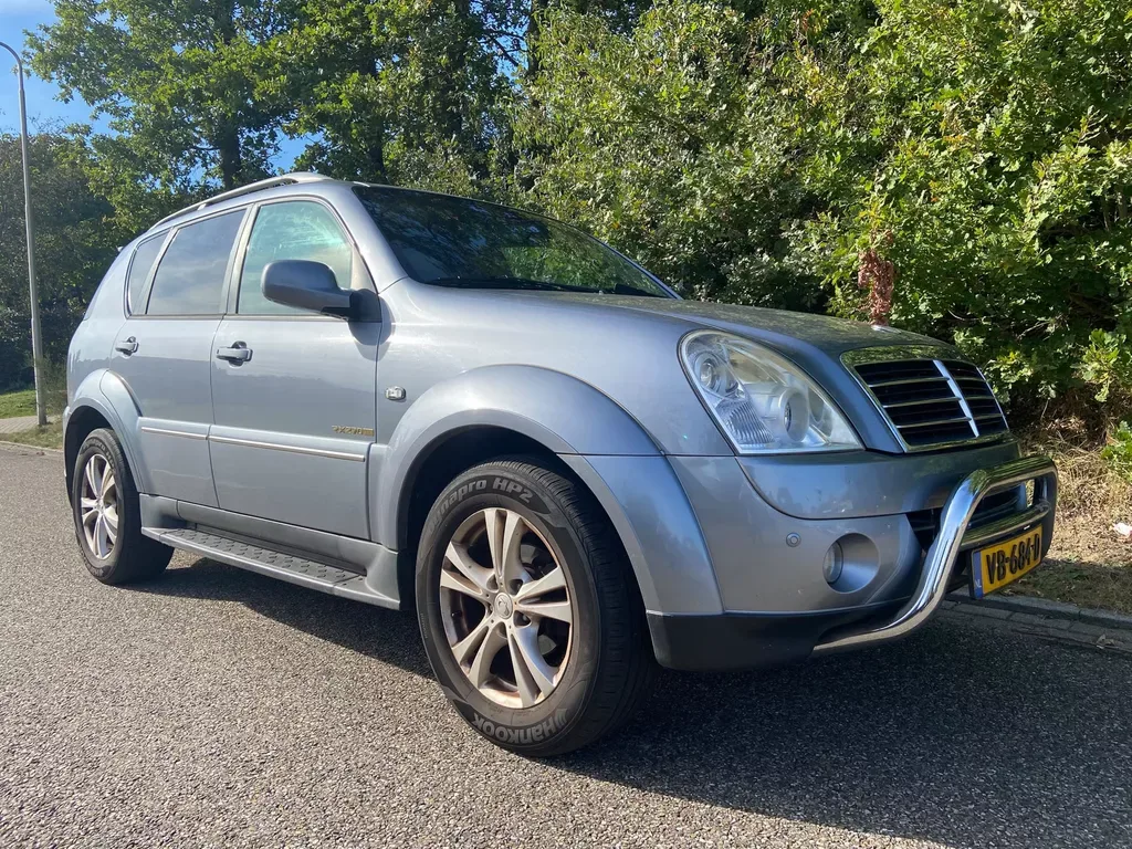 SsangYong Rexton (2013) — foto 1