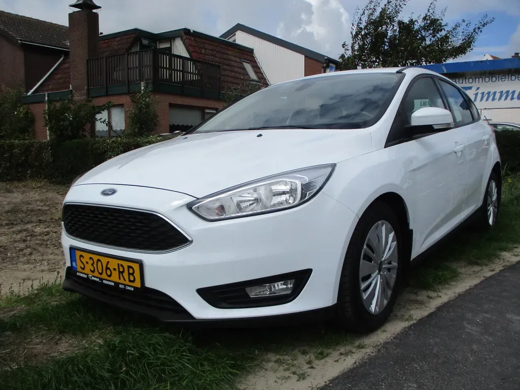 Ford Focus (2016) — foto 1