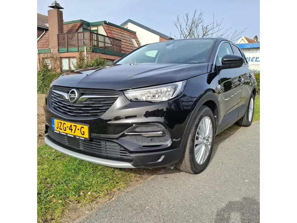 Opel Grandland (2020) — foto 1