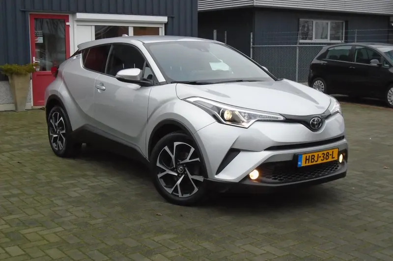 Toyota C-HR (2018)