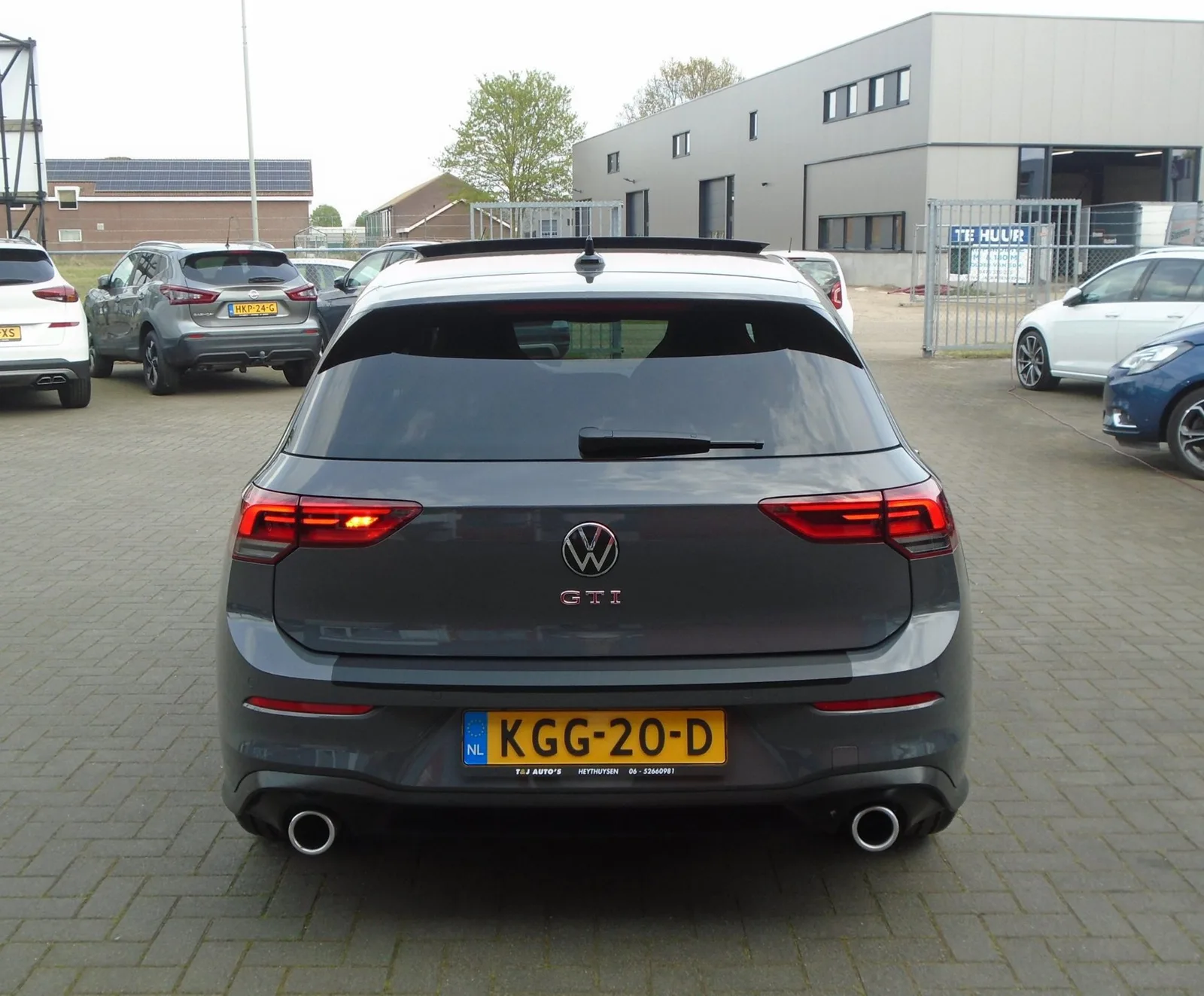 Volkswagen Golf (2022) — foto 1