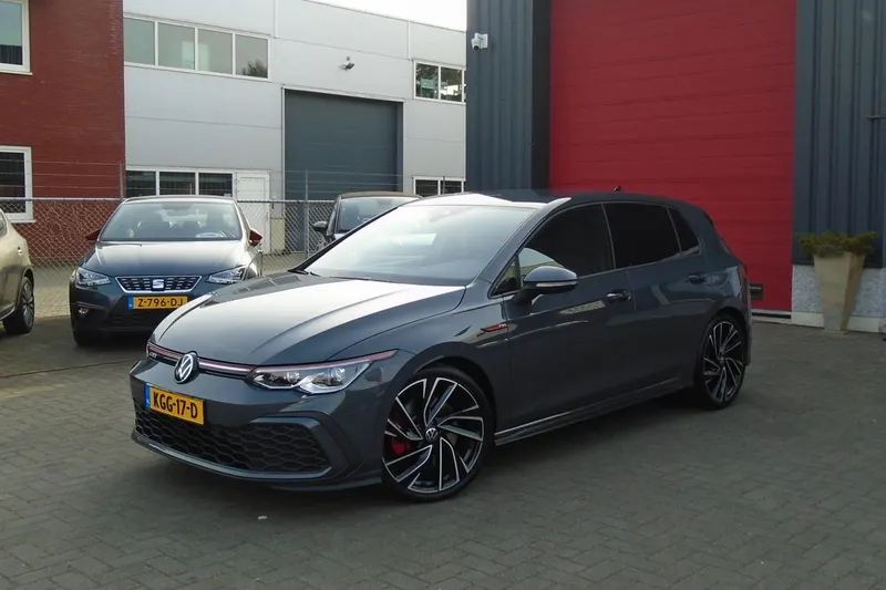 Volkswagen Golf (2021)