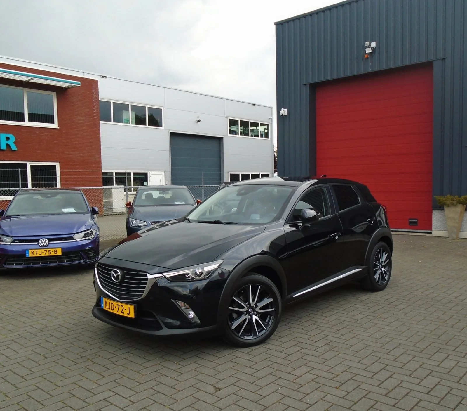 Mazda CX-3 (2018) — foto 1