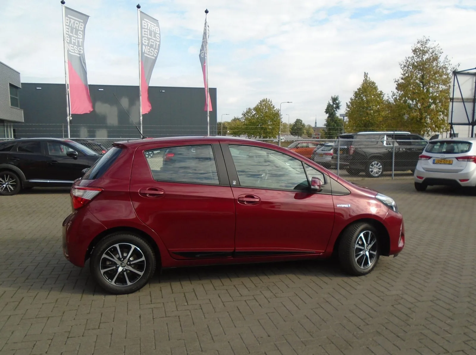 Toyota Yaris (2018) — foto 1