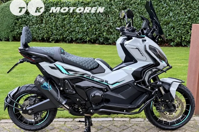 Honda X-ADV (2021)