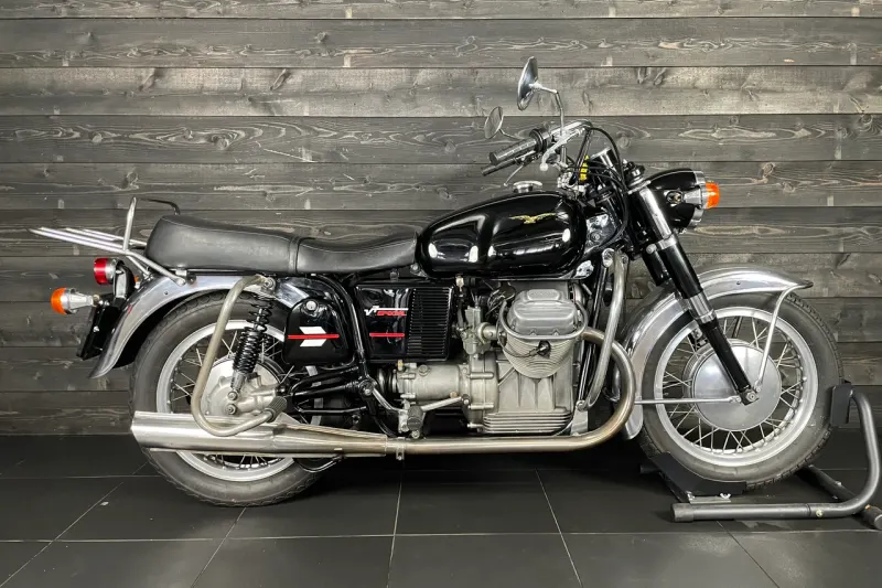 Moto Guzzi V7 Special (1970)