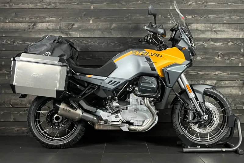 Moto Guzzi Stelvio (2026)
