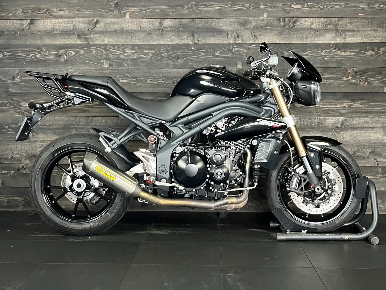 Triumph Speed Triple 1050 (2013) — foto 1