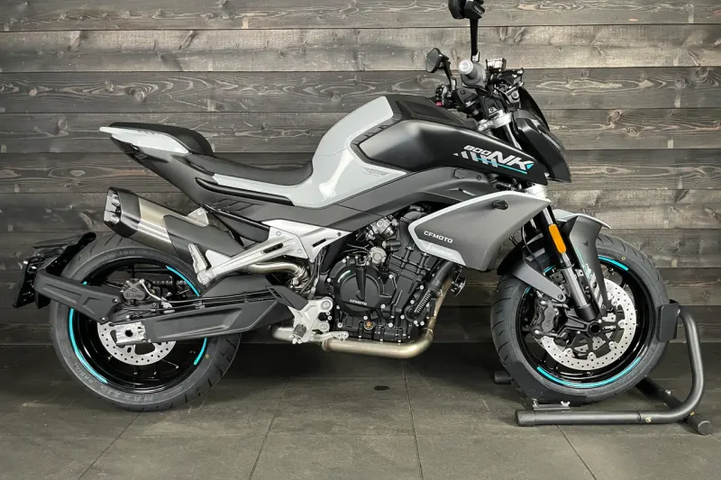 CFMoto 800NK (2025)